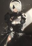  1girl black_dress black_hairband blindfold breasts cleavage dress fadingz hair_over_one_eye hairband highres lips long_sleeves looking_at_viewer medium_breasts mips mole mole_under_mouth nier_(series) nier_automata pixiv_id puffy_long_sleeves puffy_sleeves short_hair signature solo white_hair yorha_no._2_type_b 