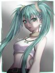  1girl angry artist_name belt black_belt border breasts brown_choker choker clip_studio_paint_(medium) crop_top floating_hair fur_choker grey_background hair_behind_ear hair_between_eyes hair_ornament hairclip hatsune_miku highres leaning_back looking_at_viewer makuroillust medium_breasts midriff navel outside_border solo twintails upper_body v-shaped_eyebrows vocaloid white_border 
