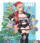  1girl absurdres ahoge ammunition_belt anis_(nikke) bag black_gloves black_jacket black_shorts black_thighhighs breasts brown_hair candy candy_cane carrying carrying_under_arm character_name christmas christmas_tree cirenk commission fingerless_gloves food fur_collar fur_trim gloves goddess_of_victory:_nikke hat highres jacket knee_pads large_breasts leather leather_jacket lips multicolored_clothes multicolored_jacket navel open_clothes open_jacket open_mouth over-kneehighs red_jacket santa_hat shopping_bag short_hair short_shorts shorts shotgun_shell single_knee_pad smile solo teeth thigh_pouch thigh_strap thighhighs two-tone_jacket upper_teeth_only vest white_vest yellow_eyes 