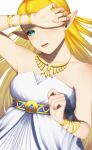  1girl blonde_hair breasts commentary_request covering_one_eye dress frown green_eyes highres jewelry jimaku long_hair medium_breasts necklace open_mouth pointy_ears princess_zelda solo strapless strapless_dress the_legend_of_zelda the_legend_of_zelda:_breath_of_the_wild upper_body 