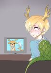  1girl absurdres antlers bangs blonde_hair blue_shirt blush caught closed_mouth commentary_request constricted_pupils deer dragon_tail eyes_visible_through_hair from_behind frown hair_between_eyes hair_over_one_eye highres implied_futanari implied_masturbation kicchou_yachie looking_at_viewer looking_back red_eyes shirt short_hair solo suggestive_fluid sweat sweating_profusely tail television terumaeromae touhou turtle_shell upper_body 