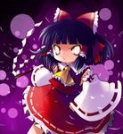  ascot black_hair bow detached_sleeves empty_eyes glowing glowing_eyes gohei hair_bow hakurei_reimu highres solo touhou white_eyes yume_shokunin 