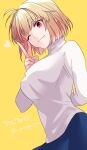 1girl antenna_hair arcueid_brunestud arm_behind_back bangs blonde_hair blue_skirt breasts closed_mouth commentary_request head_tilt heart iwanaga_tm large_breasts long_sleeves looking_at_viewer one_eye_closed red_eyes short_hair simple_background single_hair_intake skirt smile solo sweater translation_request tsukihime turtleneck turtleneck_sweater twitter_username v white_sweater yellow_background 