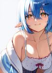  1girl bare_shoulders blue_hair blue_jacket bob_cut breasts camisole character_hair_ornament cleavage closed_mouth collarbone daifuku_(yukihana_lamy) double-parted_bangs frilled_camisole frills fur-trimmed_jacket fur_trim grey_background hair_between_eyes hair_ornament hairclip hanging_breasts highres hololive jacket large_breasts leaning_forward light_blush looking_at_viewer messy_hair multicolored_hair off_shoulder official_alternate_costume official_alternate_hair_length official_alternate_hairstyle pointy_ears polka_dot polka_dot_camisole polka_dot_skirt pyytato short_hair skirt sleepwear smile solo spaghetti_strap streaked_hair virtual_youtuber white_camisole white_skirt yellow_eyes yukihana_lamy yukihana_lamy_(4th_costume) 