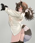  1girl animal_ears arknights arms_up ass blush brown_hair clothes_pull cowboy_shot grey_background hair_between_eyes highres kochiya_(gothope) long_sleeves looking_at_viewer multicolored_hair pants pants_pull ponytail raccoon_ears raccoon_girl raccoon_tail robin_(arknights) shirt sidelocks simple_background solo streaked_hair tail white_hair white_shirt yellow_eyes 