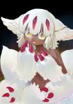  1girl absurdres animal_ears bare_shoulders body_fur claws dark-skinned_female dark_background dark_skin extra_arms faputa fewer_digits highres horns kaede_(shijie_heping) looking_at_viewer made_in_abyss monster_girl multiple_horns multiple_tails open_mouth red_horns solo tail teeth upper_body white_fur white_hair yellow_eyes 