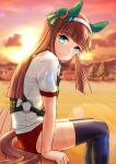  1girl absurdres alternate_costume animal_ears bench blue_eyes blurry blurry_background blush buruma cheesecake_(artist) closed_mouth commentary_request field gym_uniform highres horse_ears horse_girl horse_tail looking_at_viewer orange_hair silence_suzuka_(umamusume) sitting smile solo sunset sweat tail thighhighs umamusume 