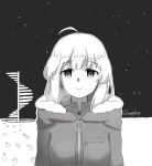  1girl blonde_hair greyscale highres ibispaint_(medium) jacket looking_at_viewer monochrome shoujo_shuumatsu_ryokou smile snow stairs star_(sky) starphine yuuri_(shoujo_shuumatsu_ryokou) 