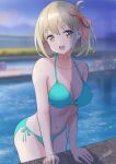  1girl bikini blonde_hair blue_bikini bob_cut breasts cleavage commentary_request gucchi_(gucchi_zuizui) hair_ribbon highres lycoris_recoil medium_breasts nishikigi_chisato open_mouth red_eyes red_ribbon ribbon short_hair side-tie_bikini_bottom smile solo sunset swimsuit teeth upper_teeth_only water 