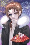  1boy 2023 black_jacket blue_eyes blurry blurry_background brown_hair chinese_new_year chinese_zodiac daolin_(xing_xueyuan) envelope fireworks fur-trimmed_jacket fur_trim grin hand_up heterochromia highres holding holding_envelope hongbao jacket kumu_zaisheng long_sleeves looking_at_viewer low_ponytail medium_hair night night_sky parted_bangs reaching reaching_towards_viewer sky smile solo sweater teeth turtleneck turtleneck_sweater upper_body white_sweater xing_xueyuan year_of_the_rabbit yellow_eyes 