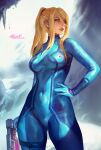  1girl aleriia_v blonde_hair blue_bodysuit blue_eyes bodysuit breasts gun hairband hand_on_own_hip highres holding holding_gun holding_weapon long_hair medium_breasts metroid ponytail red_hairband samus_aran sidelocks signature solo weapon 