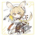  1girl :&gt; animal_ears arknights blonde_hair border breasts briefcase brown_skirt character_name chibi cleavage coat commentary dorothy_(arknights) ear_tag gloves hand_up hat holding holding_briefcase long_hair looking_at_viewer medium_breasts mouse_ears mouse_girl mouse_tail ponytail pouch robot shirt simple_background skirt smile solo tail thigh_strap waving white_background white_coat white_footwear white_headwear white_shirt yatagae_(yatuno_llc) yellow_eyes yellow_gloves 