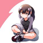  1girl african_penguin_(kemono_friends) black_hair full_body grey_hair grey_shirt grey_shorts highres japari_symbol kemono_friends long_hair looking_at_viewer mcgunngu multicolored_hair penguin_girl pink_background ponytail purple_hair red_eyes shirt shoes shorts simple_background socks solo 