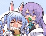  &gt;_&lt; animal_ears blue_hair blush_stickers burger carrot_hair_ornament chibi english_commentary food food-themed_hair_ornament hair_ornament hambu highres hololive hololive_indonesia jacket jitome kukie-nyan moona_hoshinova moona_hoshinova_(1st_costume) purple_eyes purple_hair rabbit_ears sleeveless sweatdrop thick_eyebrows usada_pekora usada_pekora_(1st_costume) virtual_youtuber white_hair white_jacket 