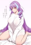  1girl blue_hair blush breasts covered_nipples head_tilt highres large_breasts long_hair long_sleeves looking_at_viewer macross macross_delta mikumo_guynemer multicolored_hair on_bed red_eyes sasanoneko sitting solo streaked_hair sweater translation_request very_long_hair wariza white_sweater 