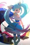  1girl ahoge blue_bow blue_cape blue_eyes blue_hair bow cape commentary_request cure_sky cut_bangs detached_sleeves earrings fingerless_gloves from_behind gloves hair_bow highres hirogaru_sky!_precure jewelry lens_flare light_particles long_hair looking_at_viewer magical_girl multicolored_hair pink_bow pink_hair precure puffy_detached_sleeves puffy_sleeves red_cape single_sidelock smile solo sora_harewataru streaked_hair thighhighs tokira_nozumi twintails twitter_username two-sided_cape two-sided_fabric very_long_hair white_gloves white_thighhighs wing_hair_ornament 