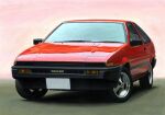  ape_(logo1113) car colored_pencil_(medium) motor_vehicle no_humans original pink_background red_car road shadow simple_background toyota toyota_sprinter_trueno traditional_media vehicle_focus 