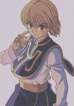  1boy bad_id bad_twitter_id blonde_hair closed_mouth enoki_(gongindon) feet_out_of_frame hand_up hunter_x_hunter kurapika long_sleeves looking_at_viewer male_focus muted_color official_style red_eyes serious shirt short_hair simple_background solo white_shirt wind 