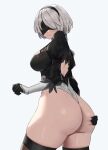  1girl 2b_(nier:automata) absurdres ass ass_focus ass_grab black_blindfold black_gloves black_hairband blindfold bob_cut breasts closed_mouth commentary feather-trimmed_sleeves gloves grabbing_own_ass hairband highres huge_ass juliet_sleeves large_breasts long_sleeves mole mole_under_mouth nier:automata nier_(series) puffy_sleeves pumi_puru short_hair simple_background skindentation solo thick_thighs thighhighs thighs white_background white_hair 