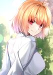  1girl absurdres antenna_hair arcueid_brunestud blonde_hair breasts closed_mouth commentary_request hair_between_eyes hair_intakes highres jewelry long_sleeves looking_at_viewer medium_breasts necklace outdoors red_eyes sarasara_shoyu short_hair smile solo sunlight sweater tsukihime tsukihime_(remake) turtleneck turtleneck_sweater white_sweater 