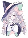  1girl animal_hug artist_name black_headwear bow cat commentary_request dated grey_hair hair_bow highres jikuno long_hair long_sleeves looking_at_viewer original pink_bow pink_eyes simple_background solo upper_body white_background wide_sleeves witch 