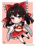 1girl arms_up ascot bare_legs black_hair blush bow brown_eyes chibi closed_mouth commentary_request detached_sleeves frilled_shirt_collar frills full_body hair_bow hair_tubes hakurei_reimu highres long_hair long_sleeves looking_at_viewer mattyakinako_(odango_imomushi) midriff navel pink_background red_bow red_skirt red_vest simple_background skirt skirt_set smile solo touhou twitter_username vest wide_sleeves yellow_ascot 