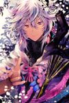  1boy artist_name bad_id bad_pixiv_id black_shirt cacao_(chocotto) closed_mouth fate/grand_order fate_(series) hair_between_eyes hair_ornament highres holding holding_staff hood hood_down hooded_robe knot looking_at_viewer medium_hair merlin_(fate) multicolored_hair petals pink_hair purple_eyes robe shirt sidelocks smile solo staff turtleneck upper_body white_hair white_robe 