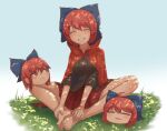  1girl :3 :d ahoge barefoot black_shirt blue_bow bow cloak closed_eyes disembodied_head full_body grass hair_bow highres indian_style multiple_heads red_eyes red_hair sekibanki shirt short_hair sitting smile touhou yuzu5p4 