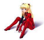  alternate_hair_color bangs blonde_hair blue_eyes bodysuit bracer breasts from_side full_body gloves grin hair_between_eyes hair_ornament knees_up looking_at_viewer murazono neon_genesis_evangelion outstretched_arms pilot_suit plugsuit shadow simple_background sitting small_breasts smile solo souryuu_asuka_langley spread_legs turtleneck two_side_up v_arms white_background 