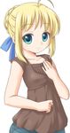  artoria_pendragon_(all) bangs fate/stay_night fate_(series) lowres manji_taba saber simple_background solo 
