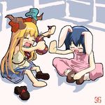  barefoot drunk fang ibuki_suika inaba_tewi lowres multiple_girls oekaki shoes single_shoe touhou tsubasa_(abchipika) 