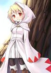  blonde_hair final_fantasy final_fantasy_iii hood minami_juujisei pantyhose red_eyes refia robe solo white_mage 