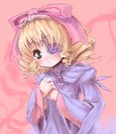  artist_request blonde_hair bow cosplay hina_ichigo long_sleeves lowres pink_bow rozen_maiden solo 