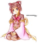  bow character_name copyright_name gensou_suikoden gensou_suikoden_v long_sleeves lowres lyon pink_bow solo 