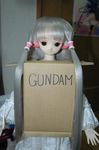  box cardboard_box_gundam chii chobits cosplay doll gundam hair_tubes long_sleeves parody photo robot_ears solo 