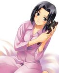  artist_request black_hair blush hair_brush kakizaki_megu long_sleeves pajamas rozen_maiden short_hair solo 