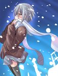  bangs kita_high_school_uniform long_sleeves nagato_yuki scarf school_uniform shiranagi short_hair snowing solo suzumiya_haruhi_no_yuuutsu thighhighs 