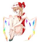  ascot bad_id bad_pixiv_id bare_legs blonde_hair face flandre_scarlet full_body hat homura_(aristocrat-y) legs no_socks red_eyes shoes side_ponytail simple_background sitting solo touhou wings 