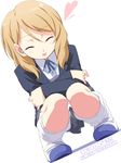  blonde_hair closed_eyes extra k-on! long_hair school_uniform solo squatting tachibana_himeko yamano_sachi 