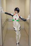  absurdres ayanami_rei bodysuit brown_hair cosplay highres latex latex_suit lift neon_genesis_evangelion photo plugsuit real ushijima ushijima_iiniku 