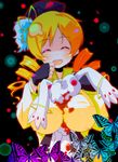  beret blonde_hair blood breasts bug butterfly drill_hair fingerless_gloves gloves guro hat highres insect kyubey large_breasts magical_girl mahou_shoujo_madoka_magica puffy_sleeves sw tomoe_mami twintails 