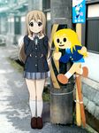  blonde_hair blue_eyes k-on! kotobuki_tsumugi long_hair photo_background ryunnu solo tobidashi-bouya 