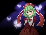  bow bug butterfly chuuten_(clam_chowder) front_ponytail green_eyes green_hair hair_bow hair_ribbon highres insect kagiyama_hina open_mouth ribbon solo touhou 