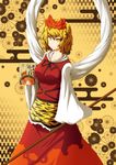  animal_print bad_id bad_pixiv_id black_hair blonde_hair doseisan_(dosei-san) hair_ornament highres multicolored_hair shawl short_hair slit_pupils solo tiger_print toramaru_shou touhou translation_request two-tone_hair yellow_eyes 