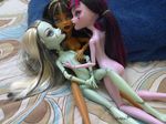  cleo_de_nile draculaura frankie_stein monster_high tagme 