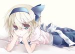  alice_margatroid alice_margatroid_(pc-98) bad_id bad_pixiv_id blonde_hair blue_eyes child hair_ribbon hands_on_own_cheeks hands_on_own_face lying on_stomach ribbon solo toraneko touhou touhou_(pc-98) 