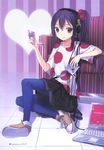  active_mover black_hair cd_player computer couch disk hair_bobbles headphones k-on! kichiroku laptop long_hair meizu nakano_azusa pantyhose pc polka_dot purple_eyes purple_hair red_eyes shirt shoes sitting skirt smile t-shirt tights twin_tails wire 