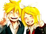  1girl blonde_hair bow brother_and_sister closed_eyes grin hair_bow hair_ornament hairclip kagamine_len kagamine_rin kyouno siblings smile twins v vocaloid 