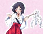  bad_id bad_pixiv_id black_hair blush futaru_usagi gohei hair_ornament hairclip hakama japanese_clothes male_focus miko oonusa otoko_no_ko red_hakama scabbard sheath shide short_hair solo steins;gate sweat urushibara_ruka yellow_eyes 