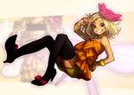  bangle black_legwear black_thighhighs blonde_hair bracelet breasts choker cleavage dragon_quest dragon_quest_ix fairy flower hair_flower hair_ornament jewelry level-5 necklace sandy_(dq9) smile thighhighs v wings yellow_eyes zettai_ryouiki 